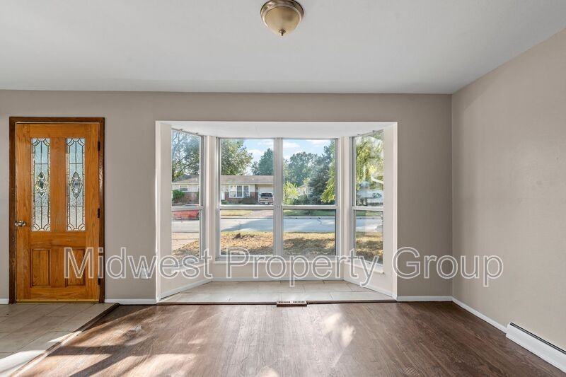 615 Lynn Haven Ln - Photo 5 of 26