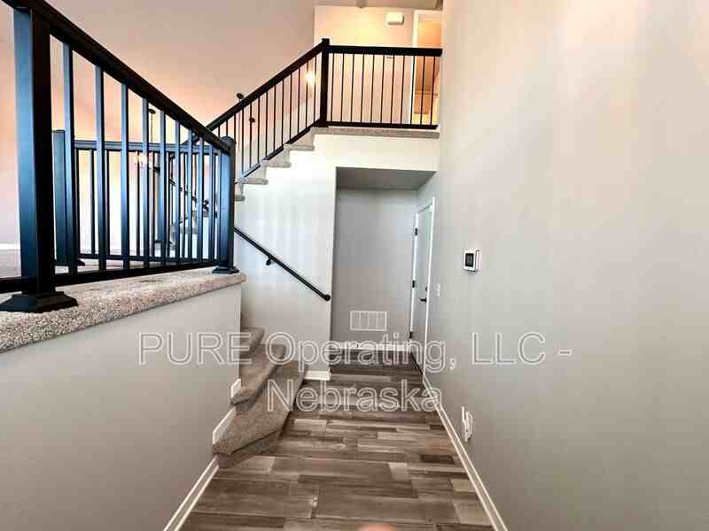 4802 Sheridan Rd - Photo 4 of 38