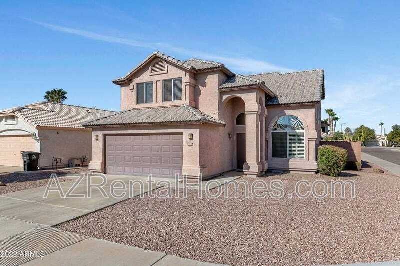 8782 E Pinchot Ave - Photo 2 of 25