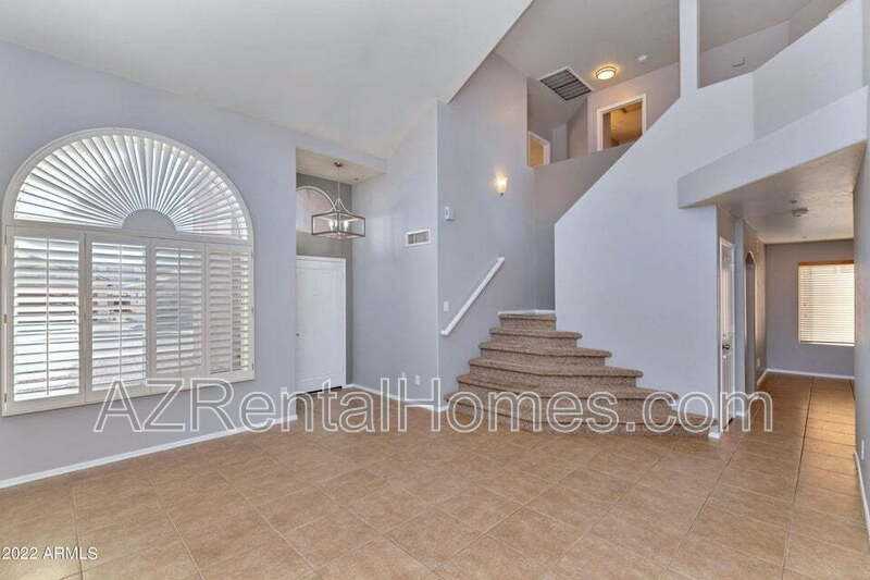 8782 E Pinchot Ave - Photo 3 of 25