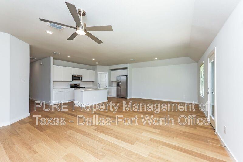 3908 Edmondson Dr - Photo 6 of 18