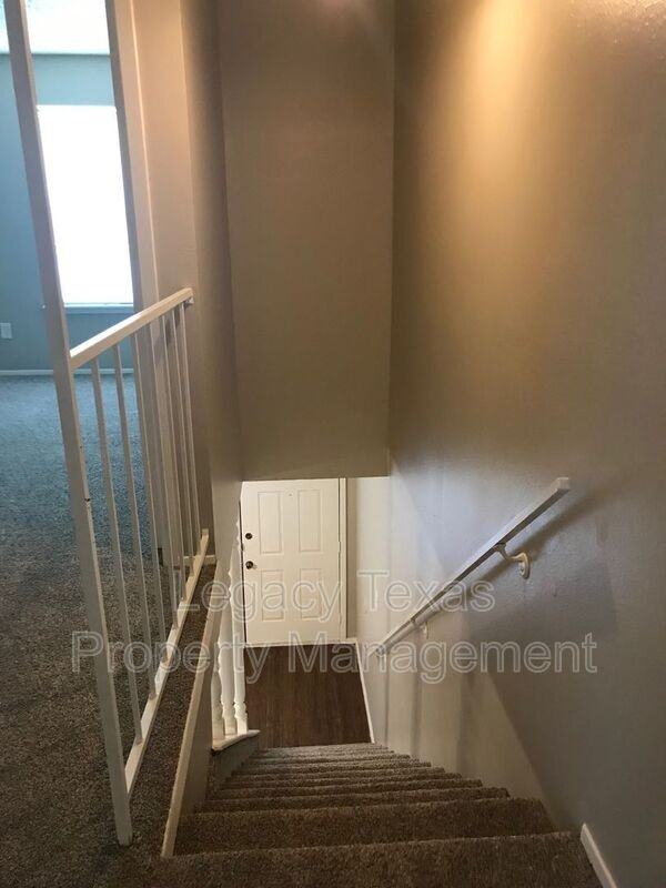 1407 Courtney Pl Apt B #B - Photo 7 of 28