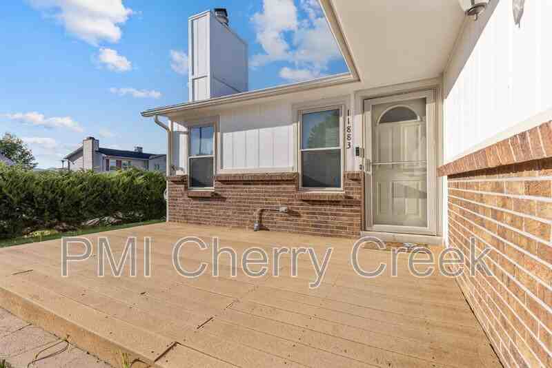 11883 W Marlowe Pl - Photo 2 of 24