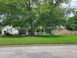 featured image of 5103 1 2 Firnley Ave