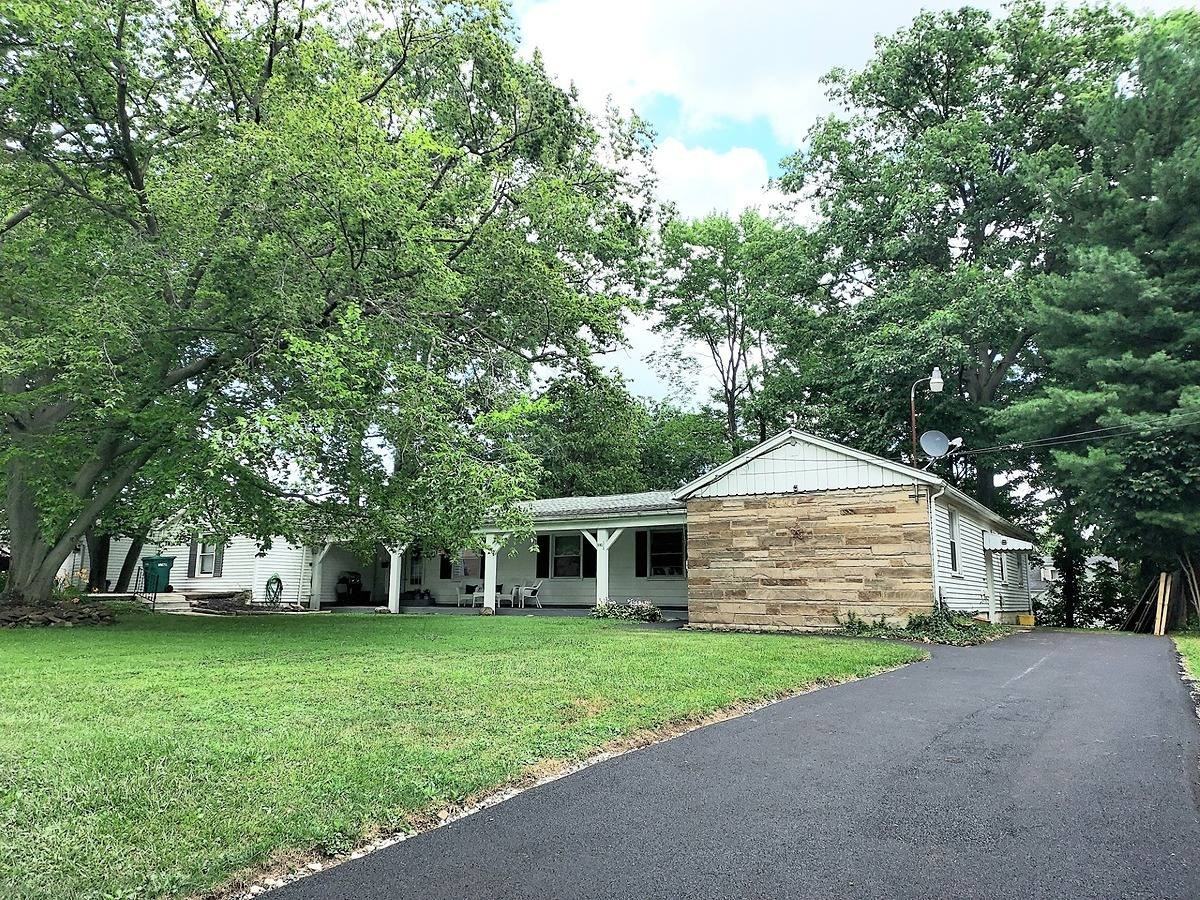 5103 1 2 Firnley Ave - Photo 2 of 7