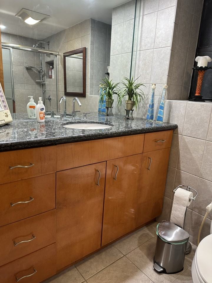 20341 Ne 30th Ave - Photo 3 of 7