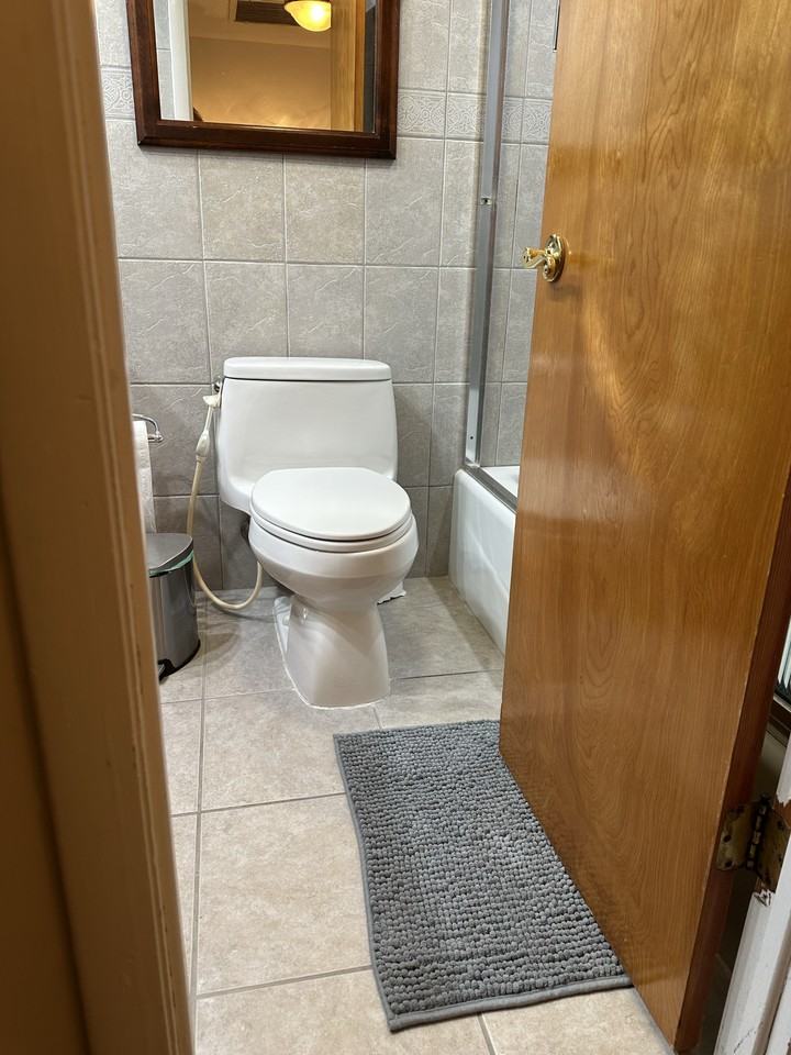 20341 Ne 30th Ave - Photo 4 of 7