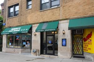 featured image of 711 W Belmont Ave #109