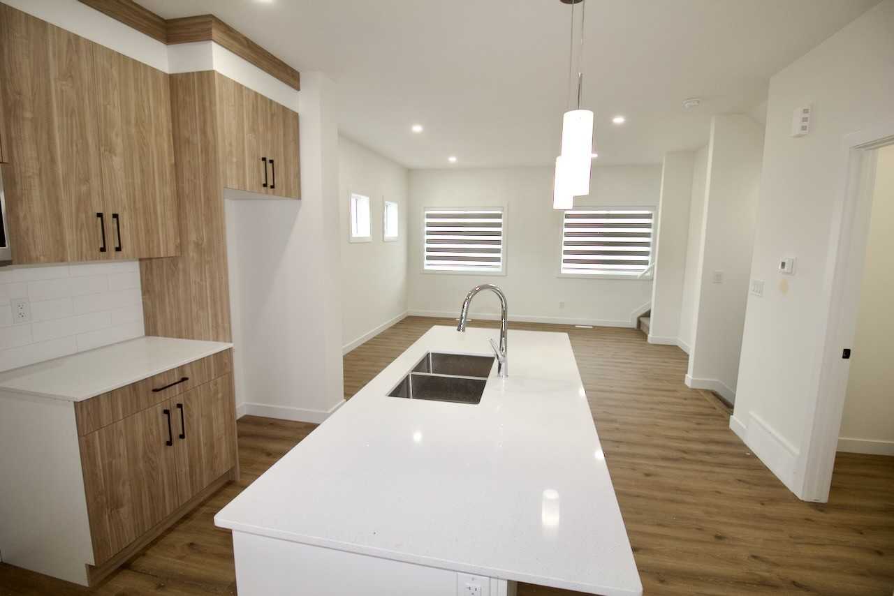 204 Awentia Dr - Photo 5 of 41