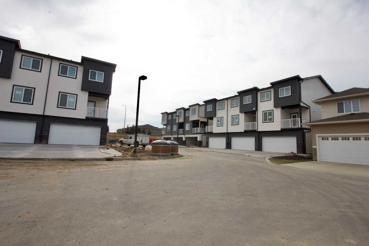 210 Awentia Dr - Photo 3 of 41