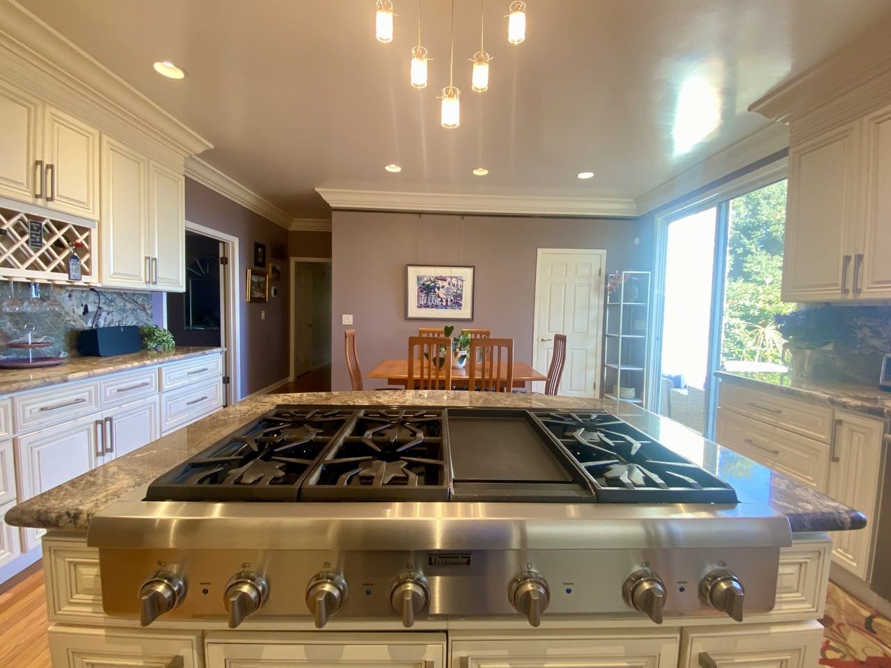 108 Harwood Ct - Photo 6 of 31