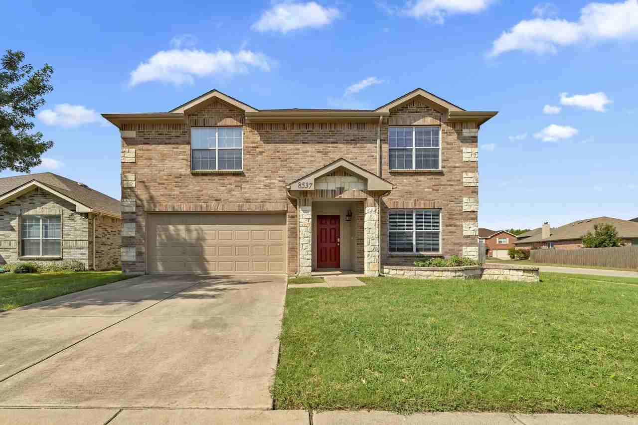 8537 Star Thistle Dr - Photo 2 of 41