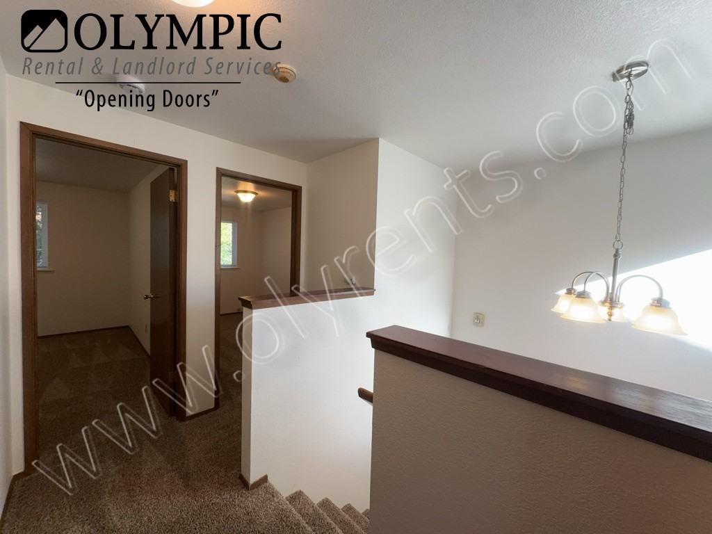 2137 Conger Ave Nw - Photo 6 of 18