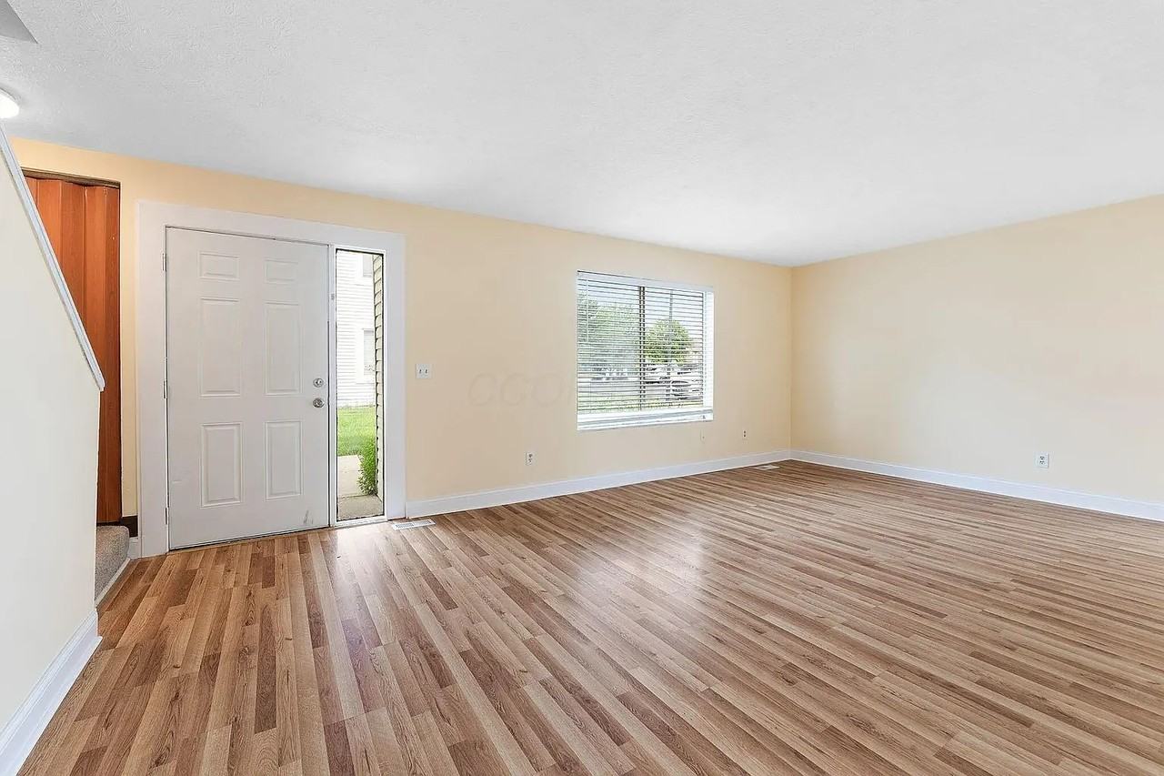 5198 Dierker Rd - Photo 2 of 11