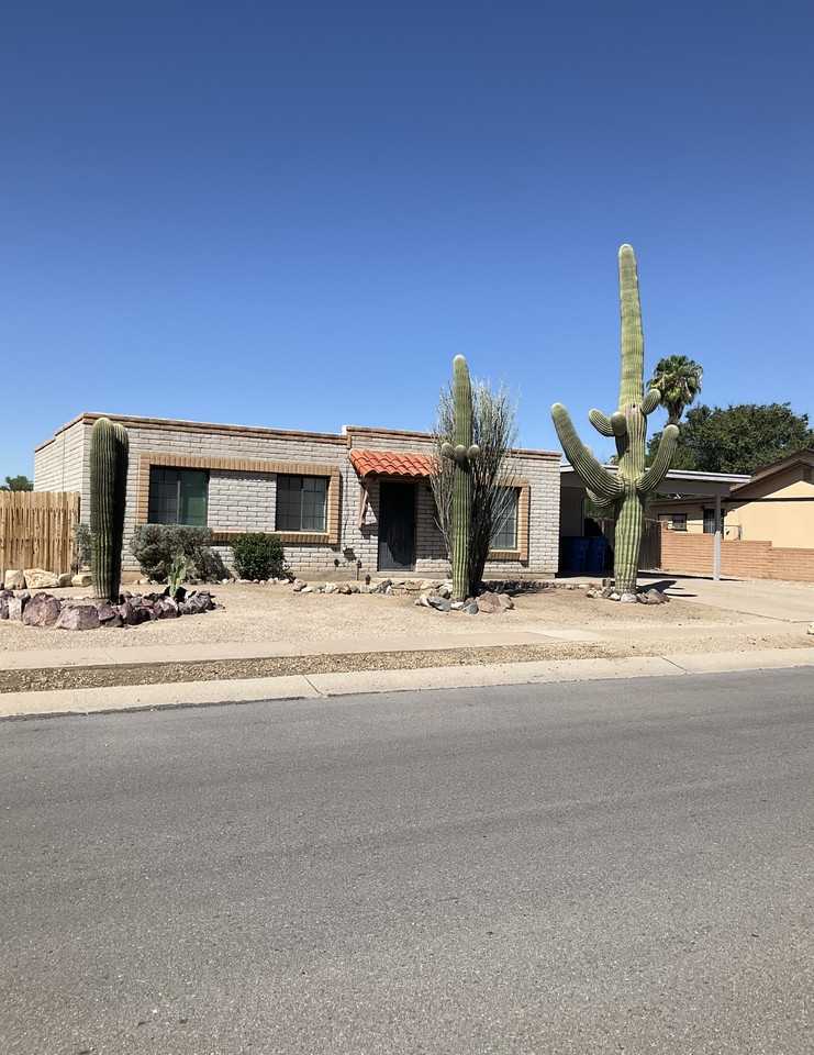 7581 North Oliver Avenue