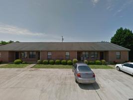 featured image of 412 E Pershing Ave