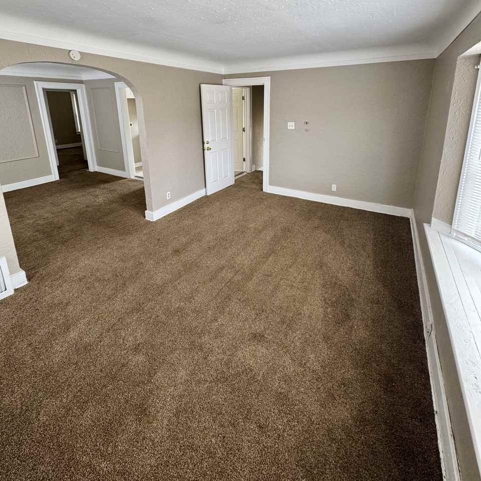 16728-16730 Woodingham Dr - Photo 5 of 15