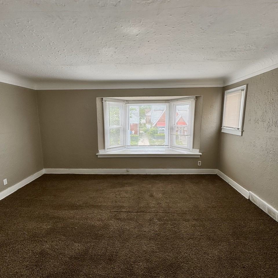 16728-16730 Woodingham Dr - Photo 6 of 15