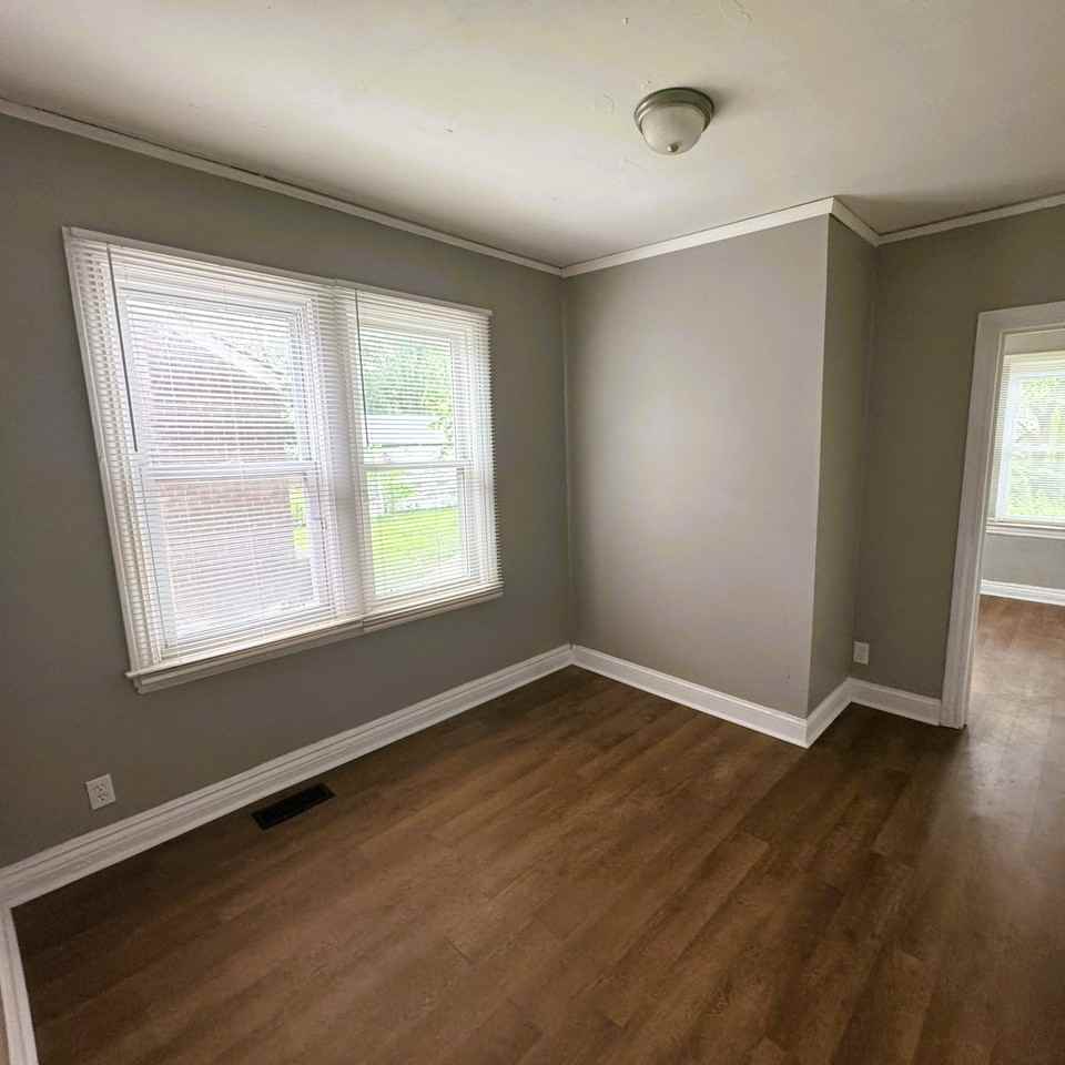 5292 Dickerson St - Photo 7 of 15