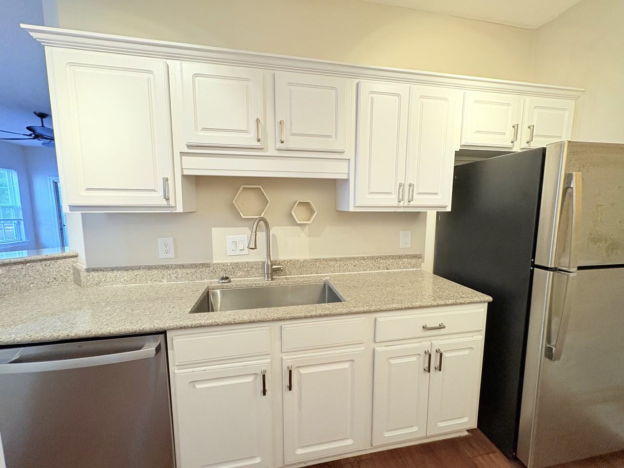 1133 Peace Pipe Pl #101 - Photo 7 of 23