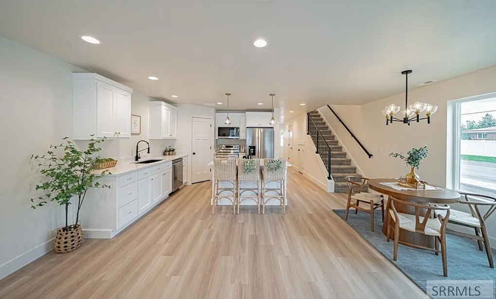 2305 Caliber Pl #NA - Photo 5 of 17