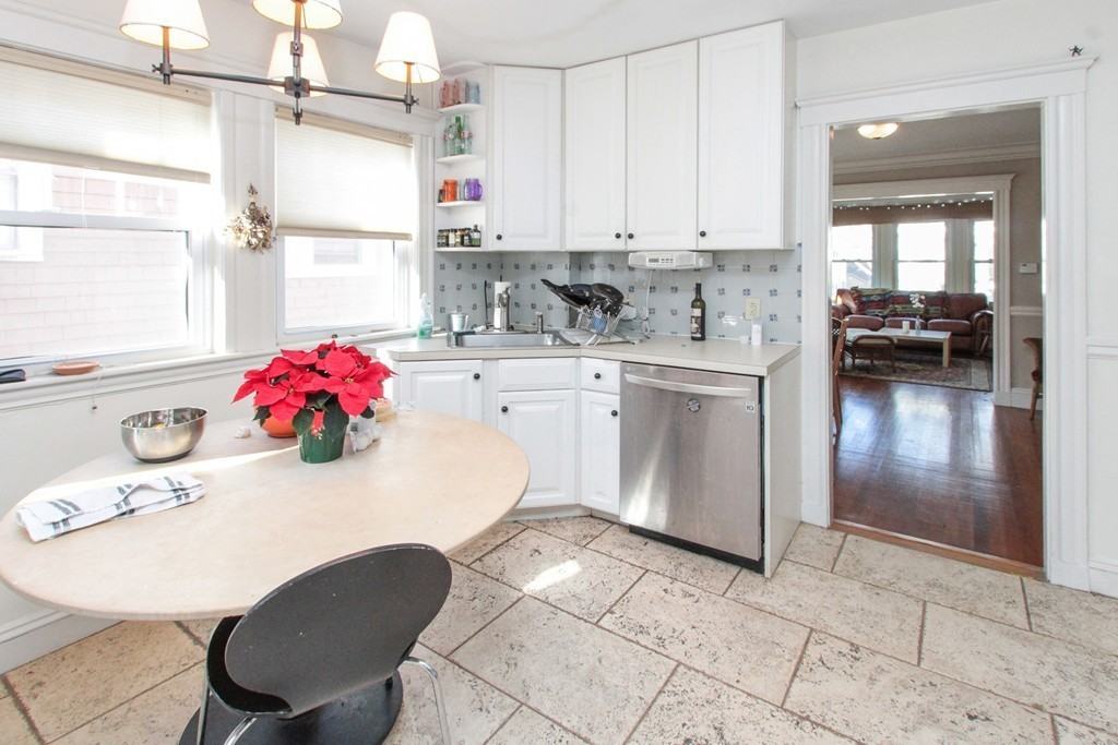 25 Priesing St - Photo 3 of 11