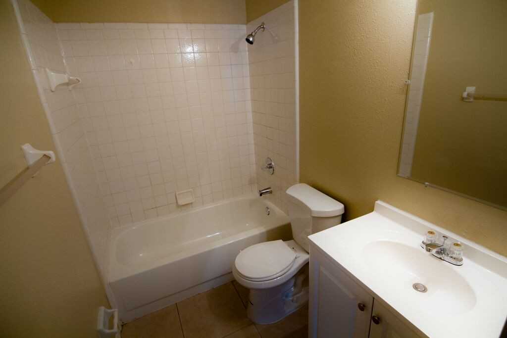 3224 Chamberlain St - Photo 2 of 4
