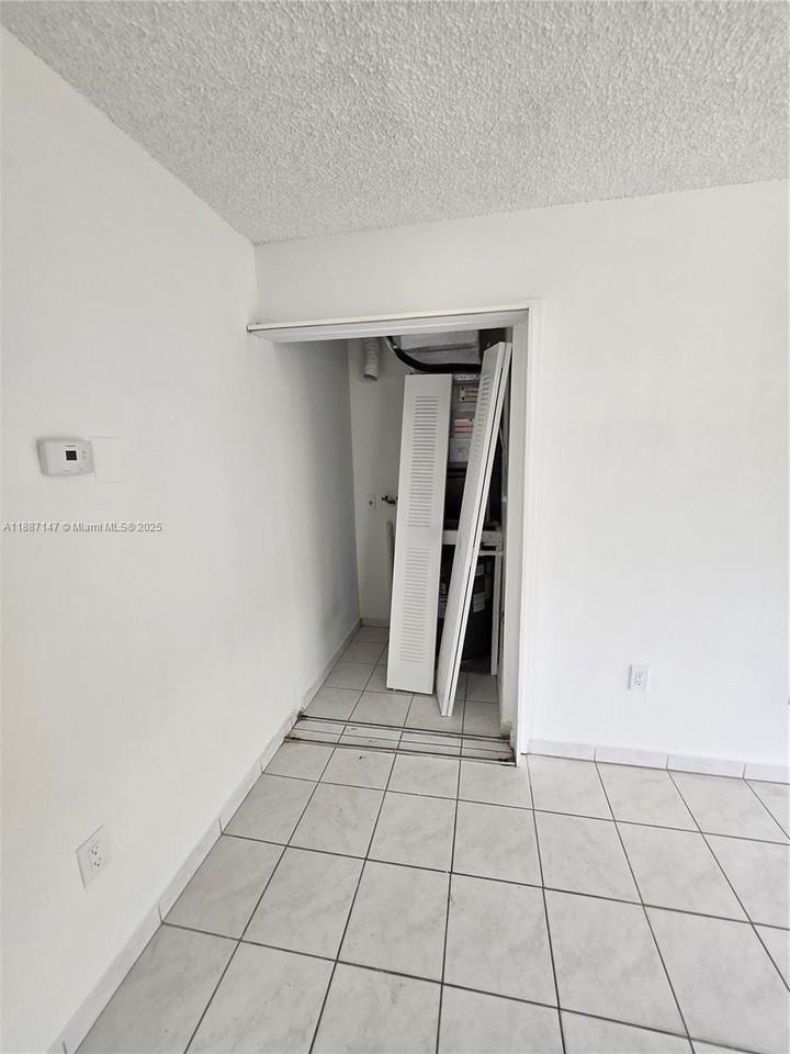 15425 Southwest 80th Street #205-12 - Photo 6 of 22