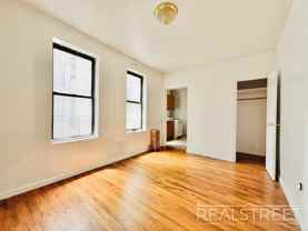 310 S 3rd St #12 - Photo 1 of 1