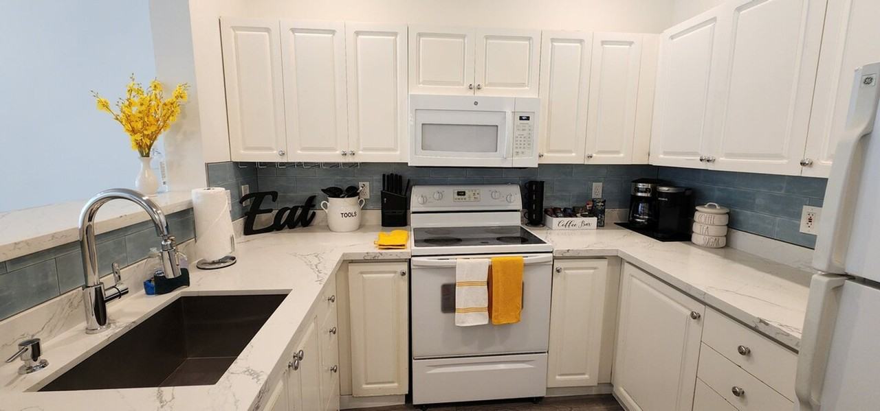 2415 2nd Ave #1313860P - Photo 7 of 33