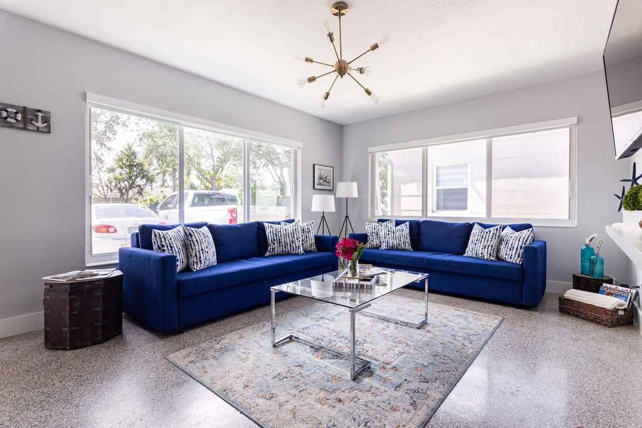 927 N 17th Ave #1258729P - Photo 5 of 43