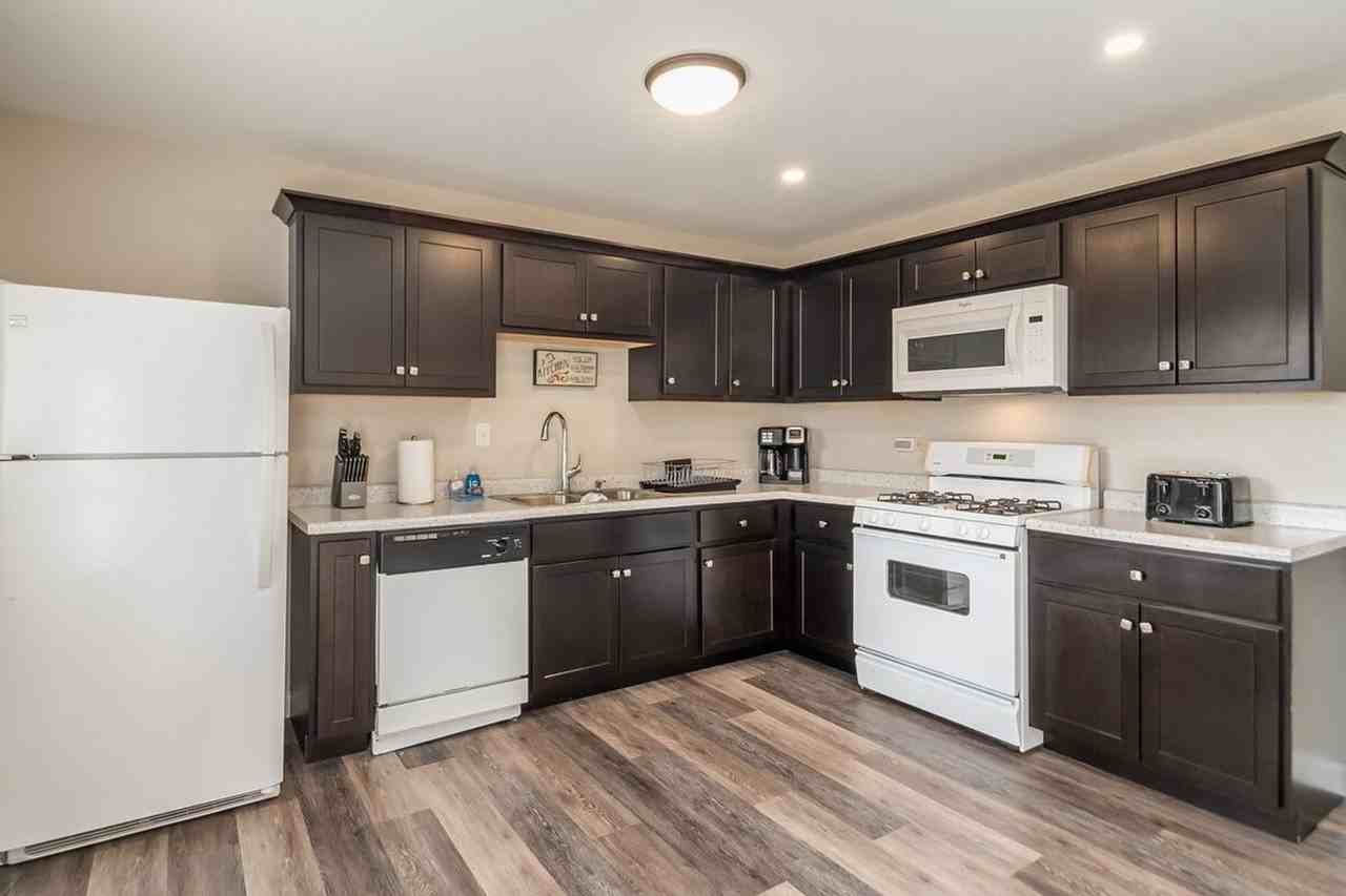 10225 West 151st Street #1301336P - Photo 2 of 18