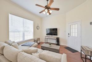 featured image of 811 Mallard Pointe Drive