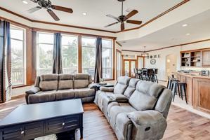 featured image of 811 Mallard Pointe Dr