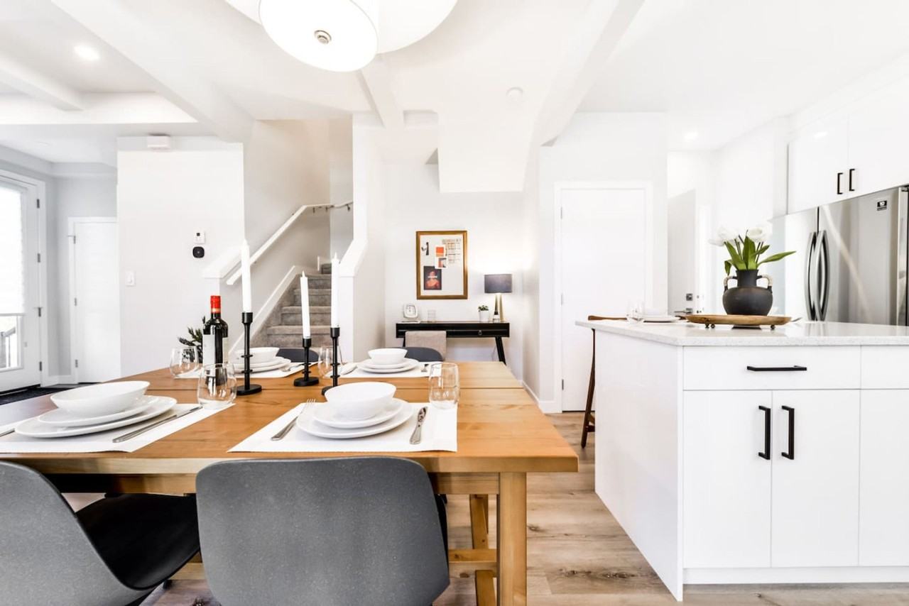 15809 97 Avenue Northwest - Photo 7 of 130