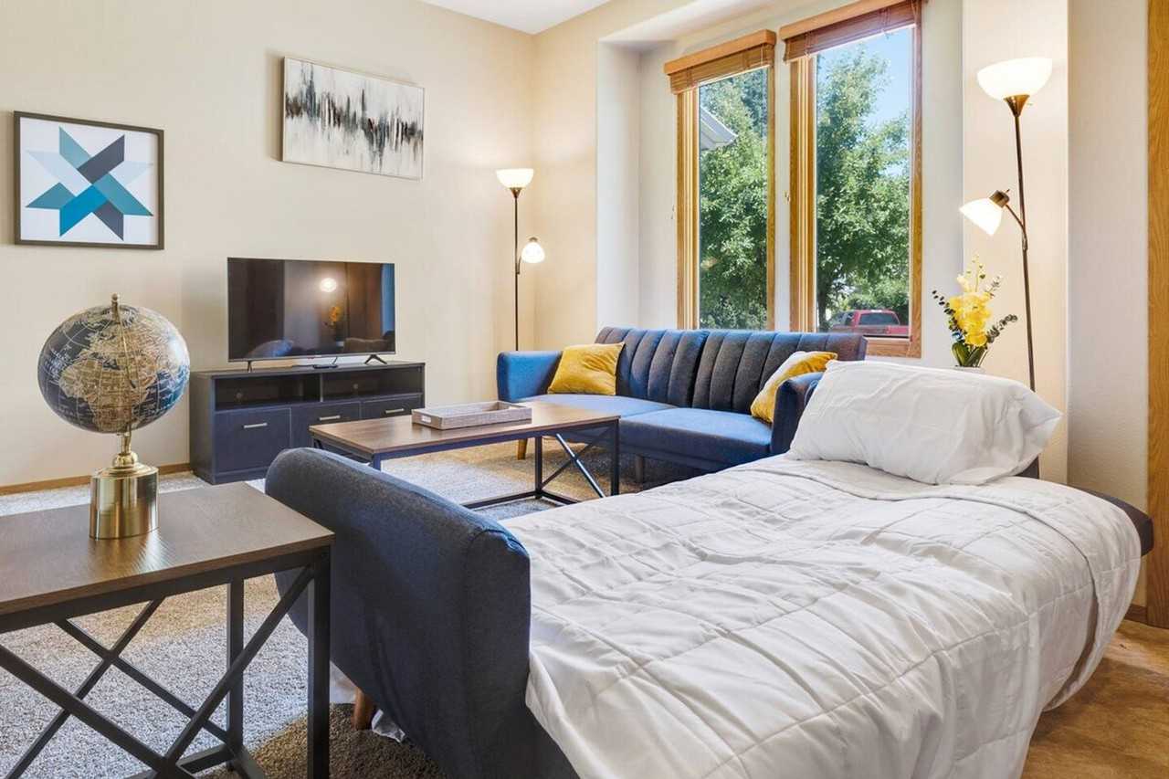 2416 South Tiger Lily Drive #1308975P - Photo 3 of 31