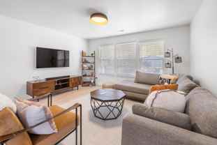 2624 S Virginia Ave - Photo 1 of 1