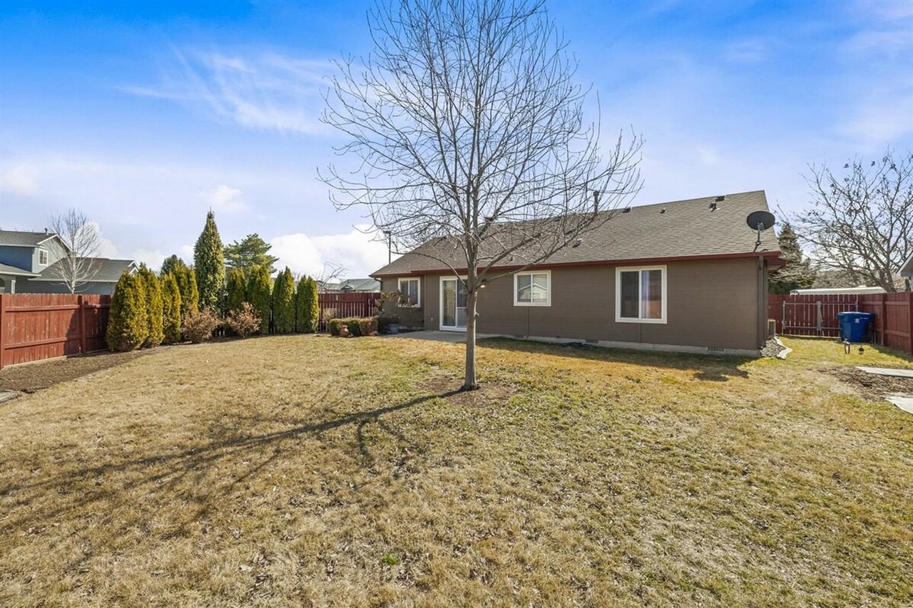 7302 Bay Meadows Dr #1308976P - Photo 7 of 31