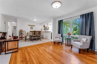 521 Woodhaven Dr - Photo 1 of 1