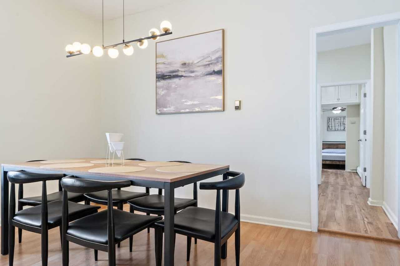 1626 Union Turnpike - Photo 7 of 47