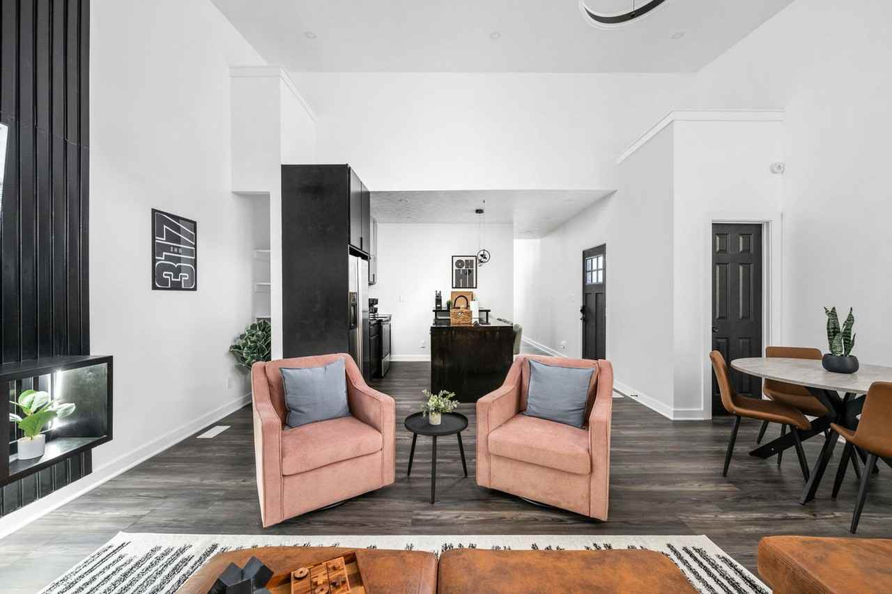 337 Sanders St #1322532P - Photo 2 of 48