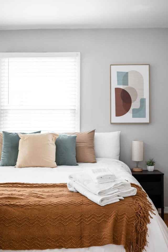 5144 Primrose Ave #1303784P - Photo 6 of 35