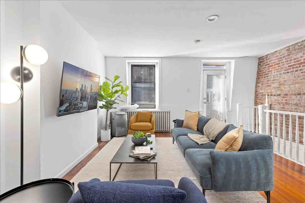 234 S 20th St #1309002P - Photo 7 of 35