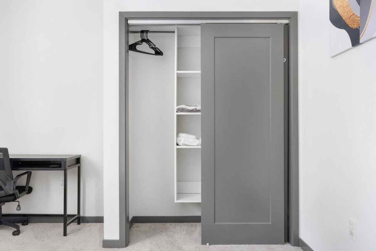 6105 N Rural St #1308901P - Photo 5 of 50