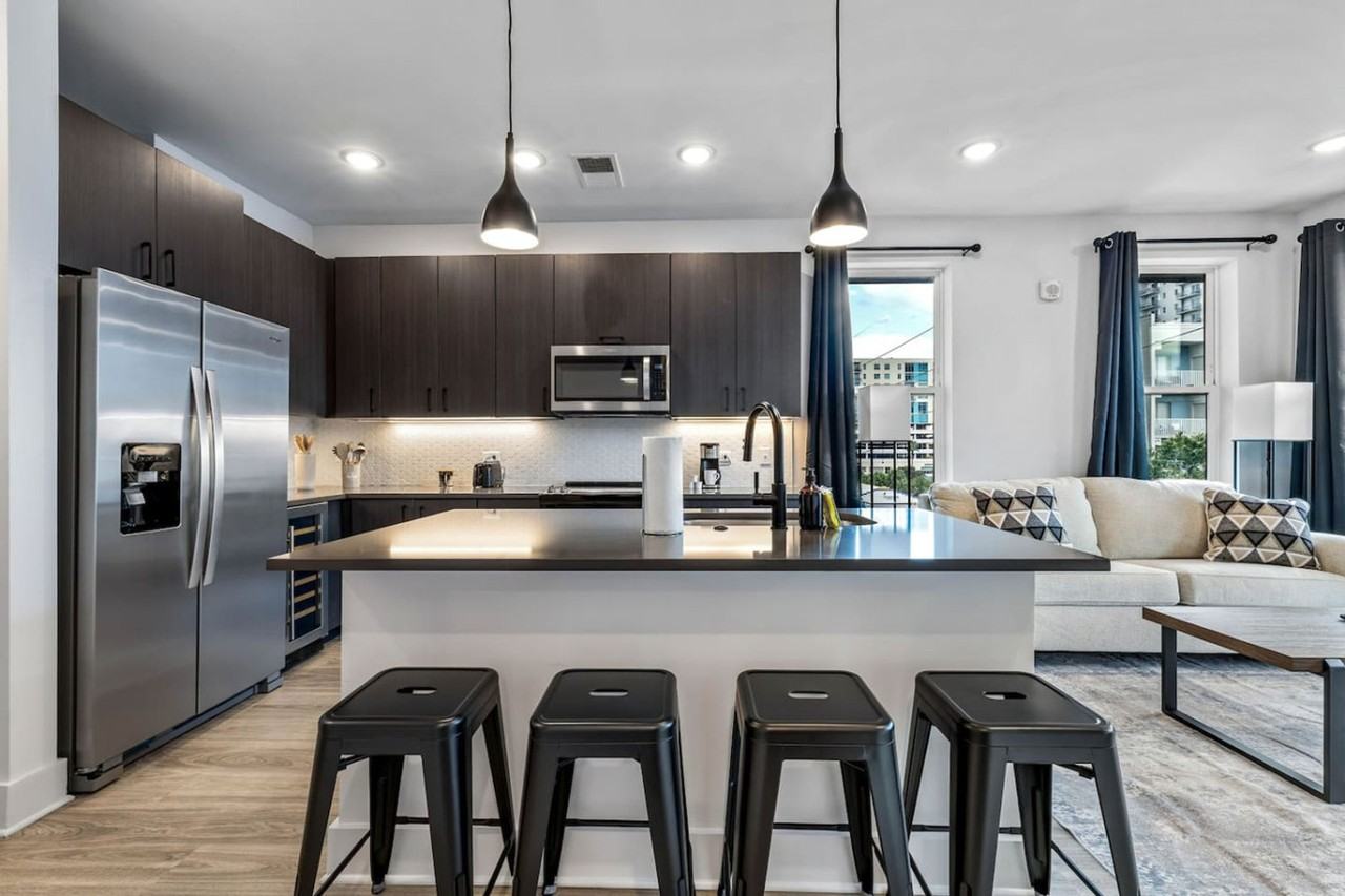 617 North 12th Street - Photo 3 of 26