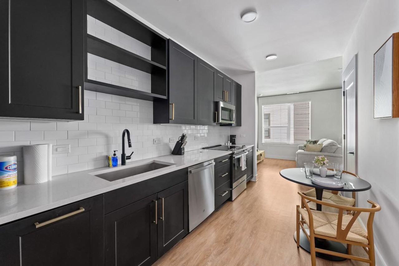 2412 West Cypress Street #1312504P - Photo 5 of 22