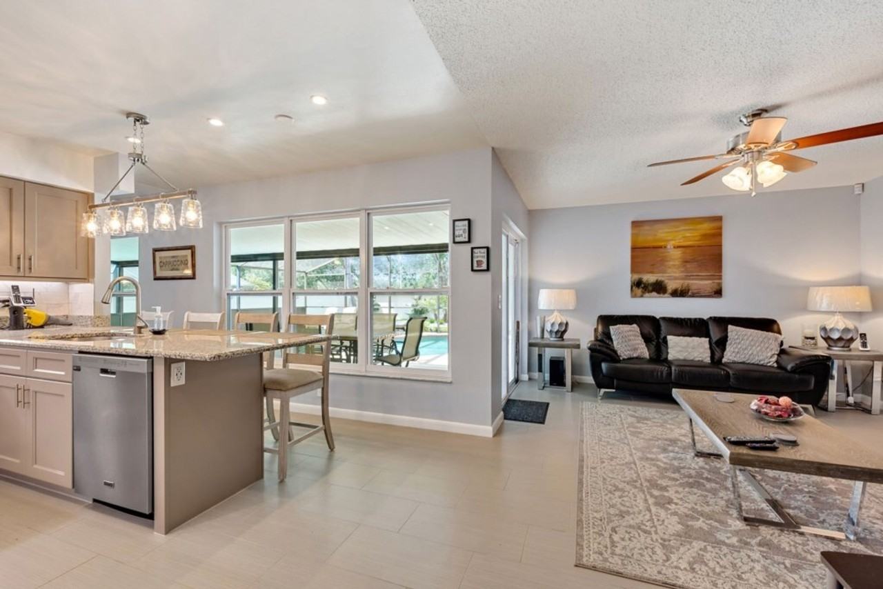 7725 Indian Ridge Trl N #1291373P - Photo 5 of 49