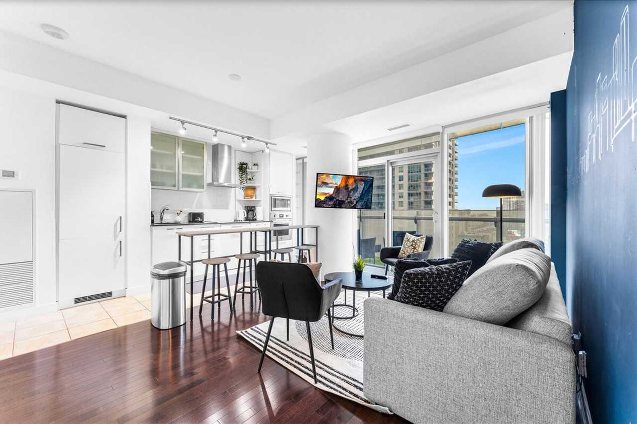 16 York St #1313354P - Photo 5 of 44