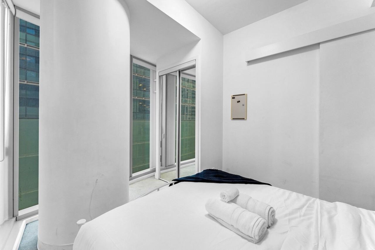 16 York St #1313354P - Photo 5 of 44