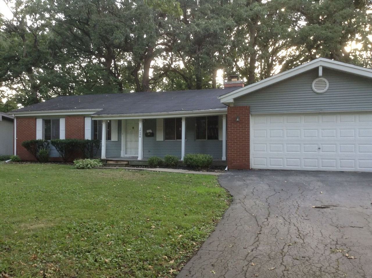 20608 Attica Rd - Photo 2 of 3